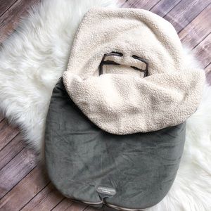 JJ Cole car seat bundle me